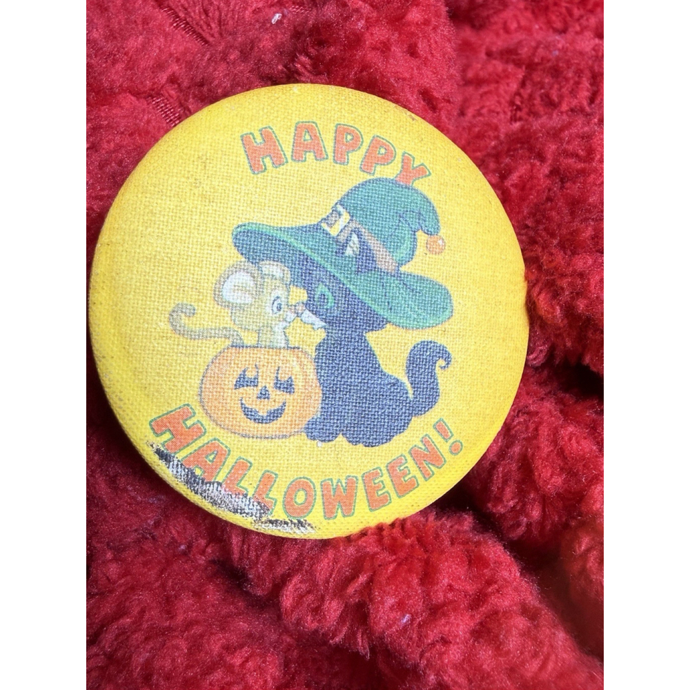 Vintage 1979 Hallmark Halloween Black Cat Witch Hat Lapel Pin Brooch Button